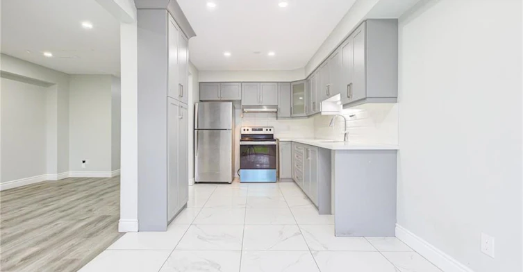 (UPPER)-110 Commonwealth Street, Kitchener, ON, N2E 4K8 - 9