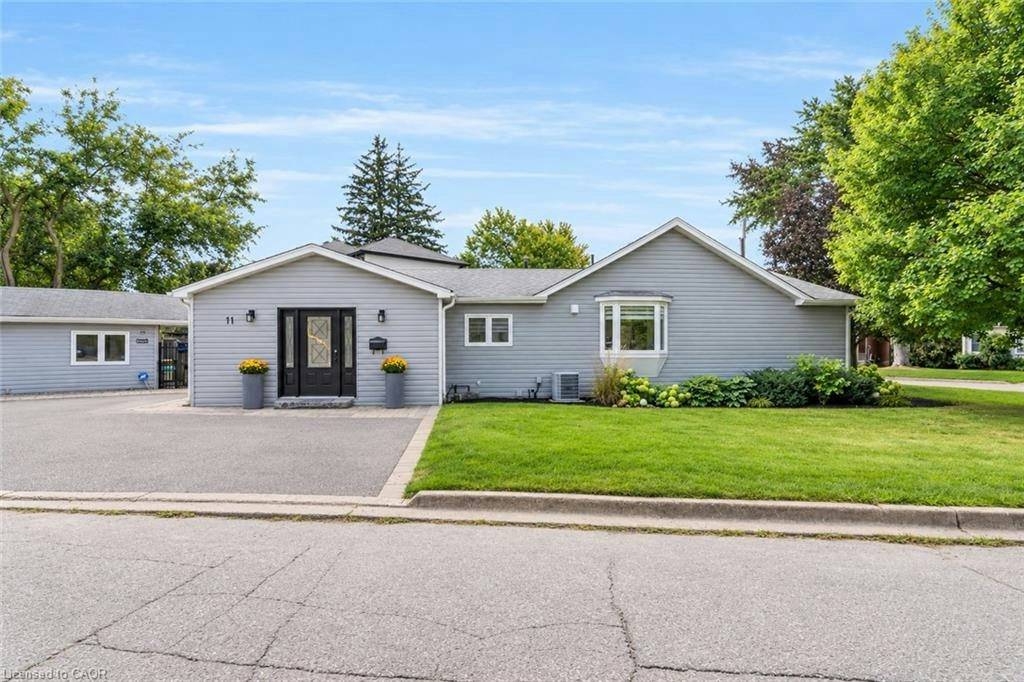 11 Churchill Crescent, Halton Hills, ON, L7G 2M8
