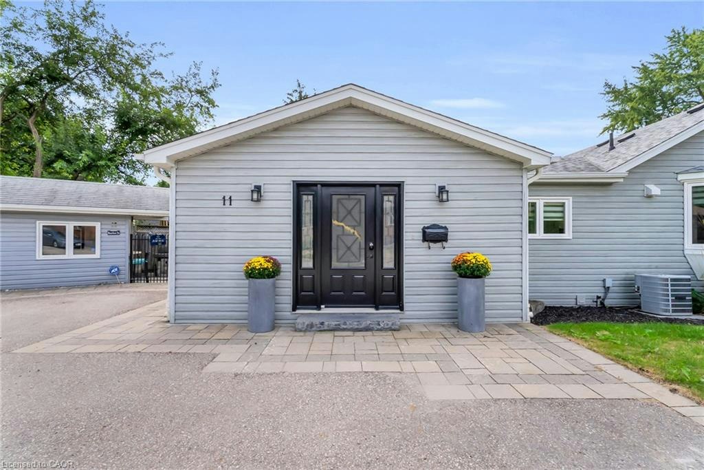 11 Churchill Crescent, Halton Hills, ON, L7G 2M8