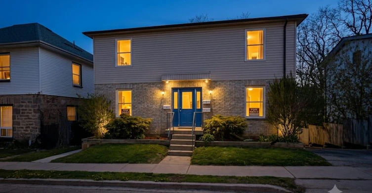 3-52 Wellington Street, Cambridge, ON, N1R 3Y7