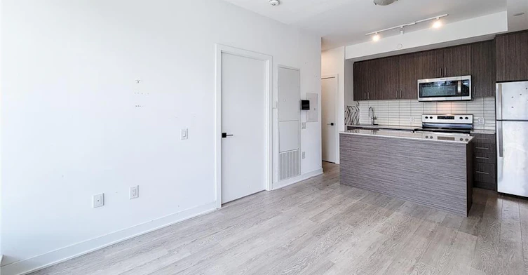 220-2782 Barton Street E, Hamilton, ON, L8E 2J8 - 18