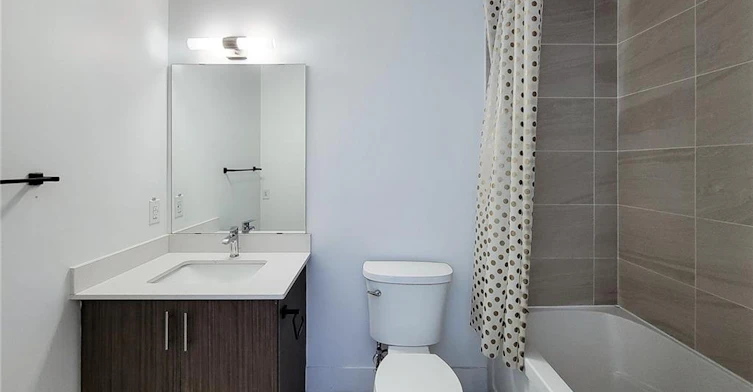 220-2782 Barton Street E, Hamilton, ON, L8E 2J8 - 37
