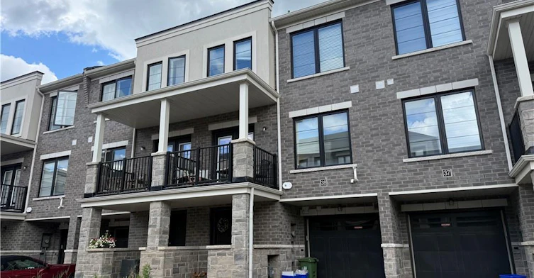 38-383 Dundas Street E, Hamilton, ON, L8B 1X6