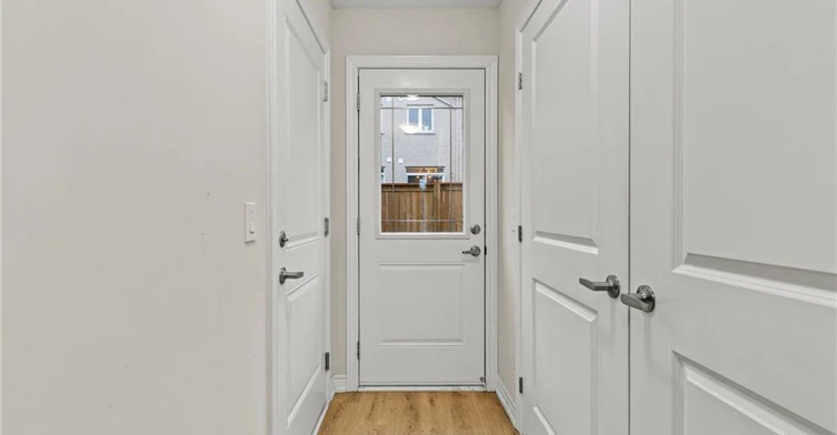 4-19 Picardy Drive, Hamilton, ON, L8J 0M7 - 7