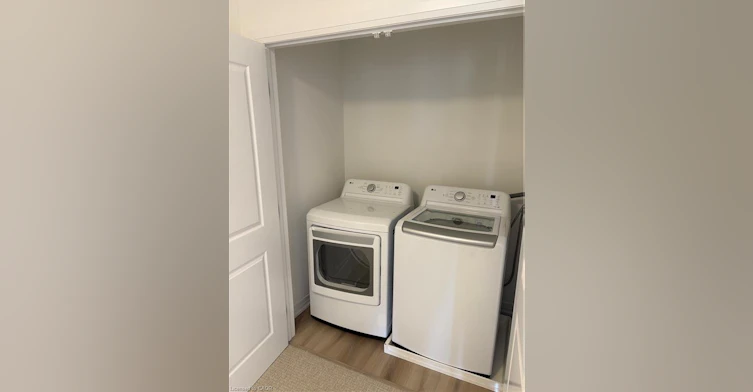102 Gort Avenue, Brant, ON, N3L 3K2 - 13