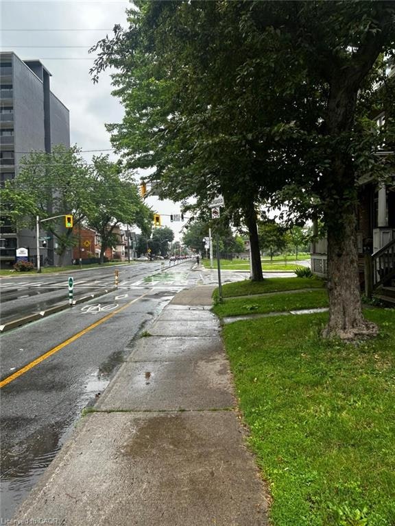 30 Victoria Avenue N, Hamilton, ON, L8L 5E1 - 9