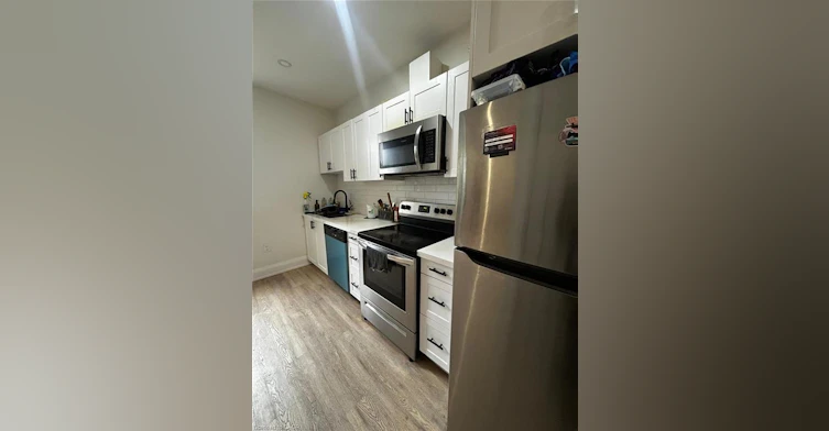 30 Victoria Avenue N, Hamilton, ON, L8L 5E1 - 3