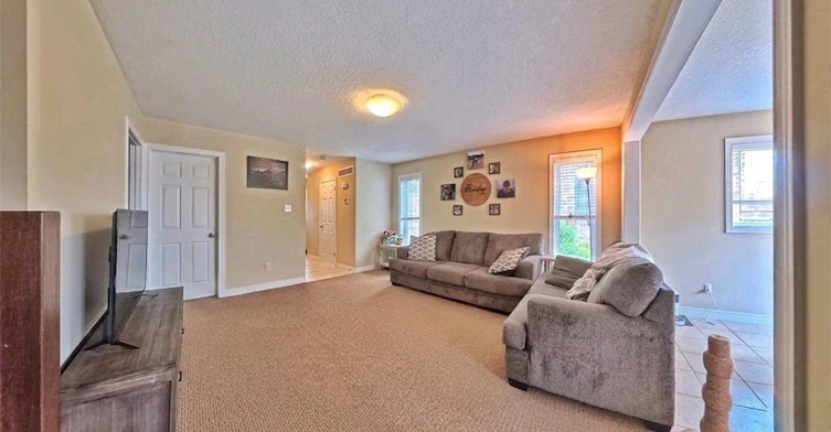 11 Sandybay Avenue, Kitchener, ON, N2A 0H7 - 11
