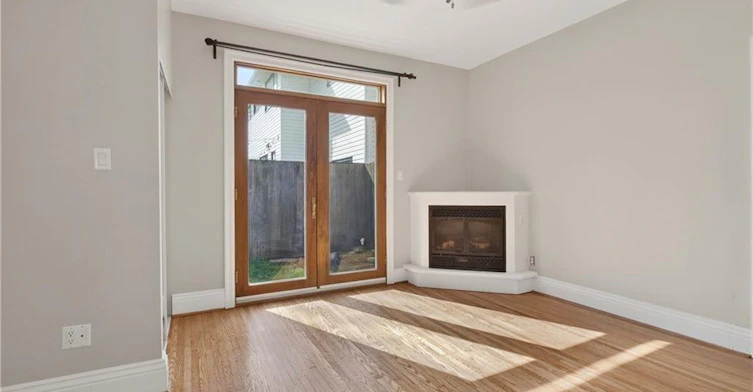303 King Street W, Hamilton, ON, L9H 1W3 - 11