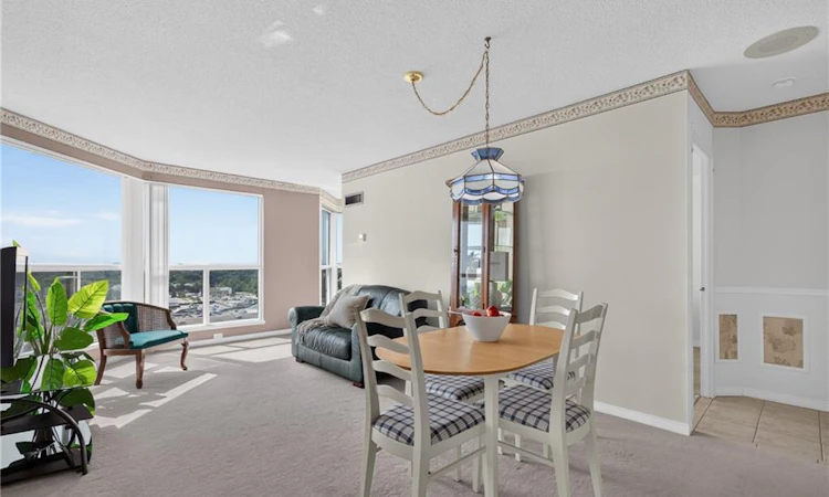 1412-2177 Burnhamthorpe Road W