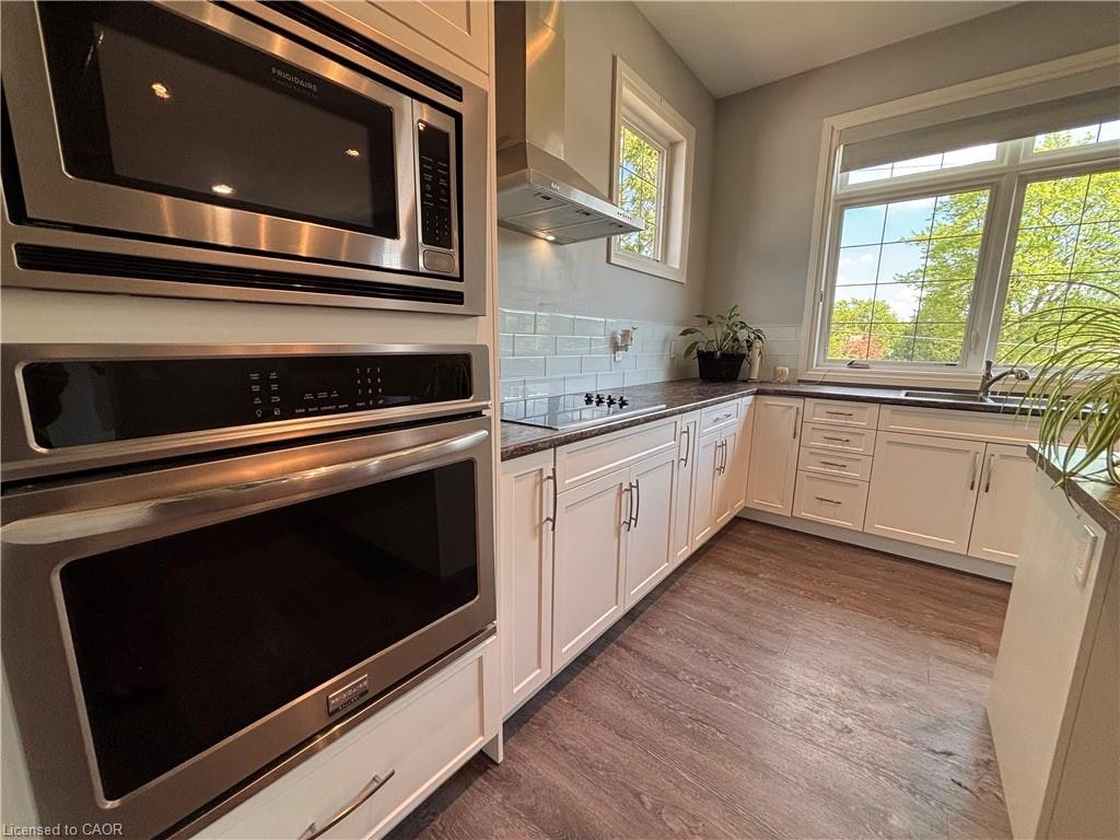 71 Wilson Street E, Hamilton, ON, L9G 2B3 - 3