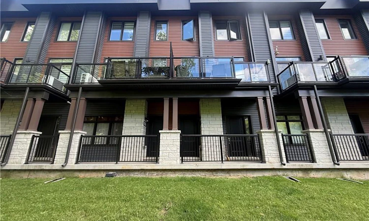 61-2 Willow Street