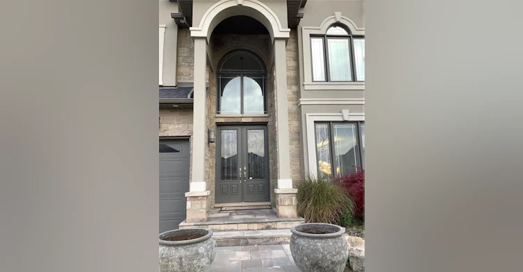 4 Raphael Court, Hamilton, ON, L9B 0C7 - 4