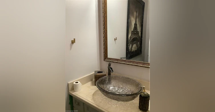 4 Raphael Court, Hamilton, ON, L9B 0C7 - 18