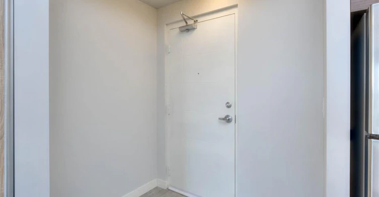808-318 Spruce Street, Waterloo, ON, N2L 0E9 - 4