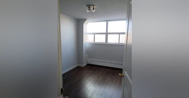 14-15 Albright Road, Hamilton, ON, L8K 5J2 - 13