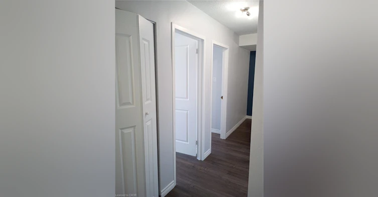 14-15 Albright Road, Hamilton, ON, L8K 5J2 - 10