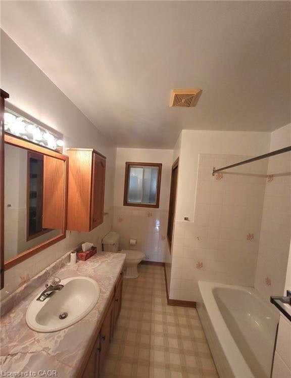 Upper Level-25 Highfield Avenue, St. Catharines, ON, L2M 5W3 - 18