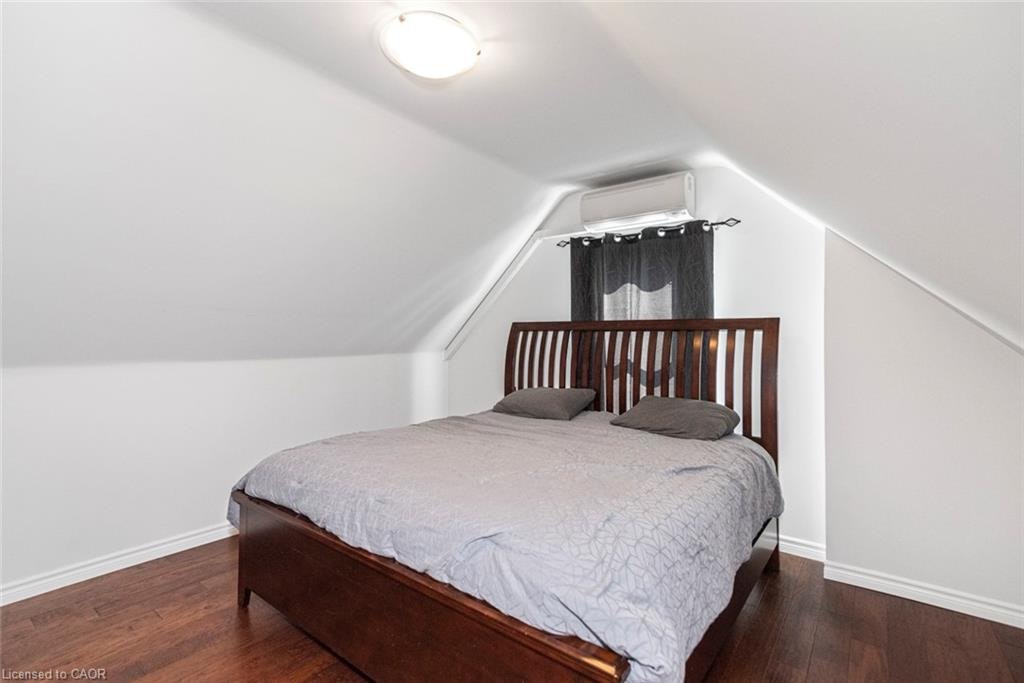 38 Fairleigh Avenue N, Hamilton, ON, L8L 6H2 - 12