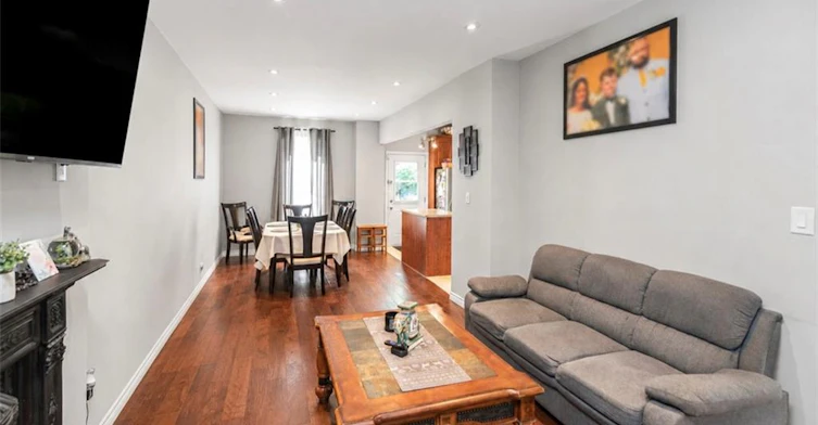 38 Fairleigh Avenue N, Hamilton, ON, L8L 6H2 - 2