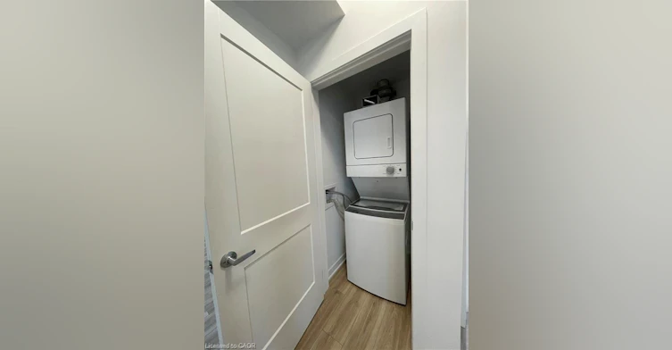 401-312 Erb Street W, Waterloo, ON, N2L 0K9 - 10