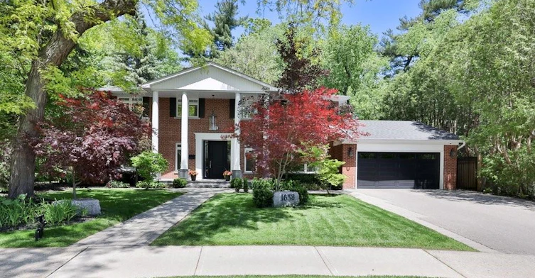 1638 Ruscombe Close, Mississauga, ON, L5J 1Y3