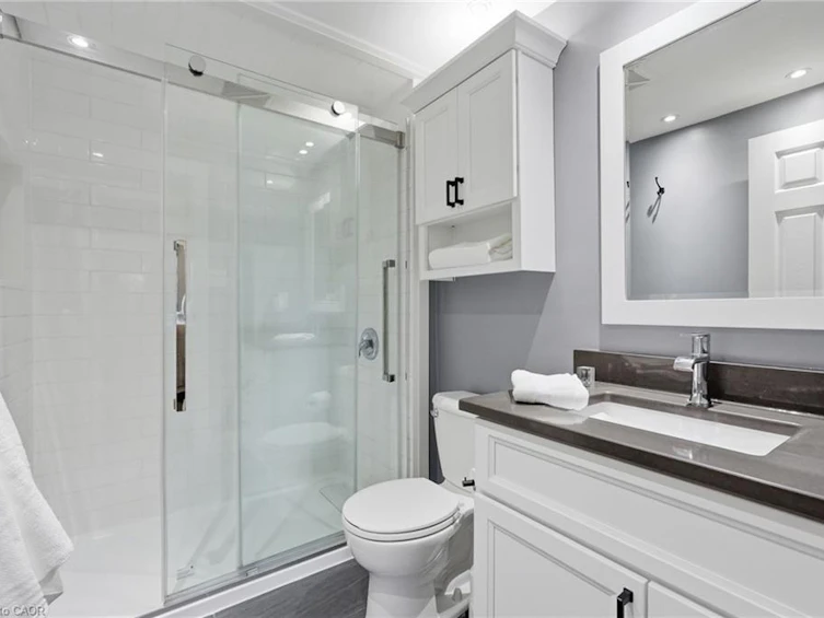 53 Glaceport Avenue, Hamilton, ON, L9H 7E2 - 24