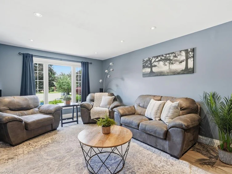 53 Glaceport Avenue, Hamilton, ON, L9H 7E2 - 6
