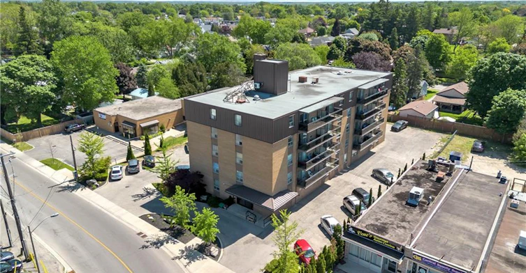 402-437 St. Paul Avenue, Brantford, ON, N3R 4N8