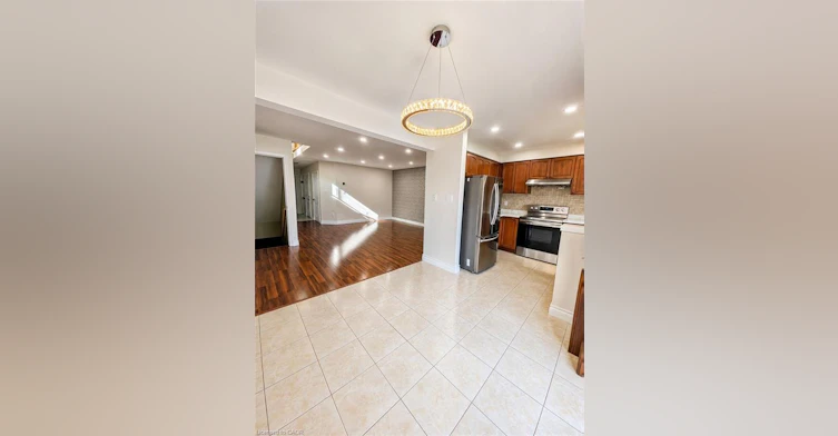 596 Southridge Drive, Hamilton, ON, L9C 7V8 - 6