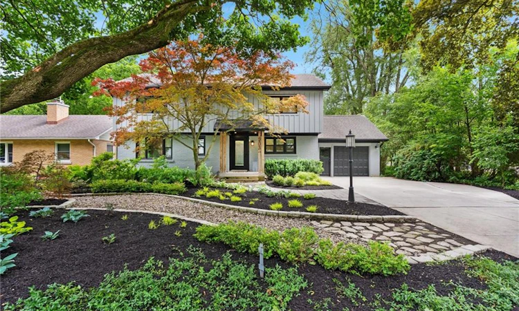 203 Forsyth Drive