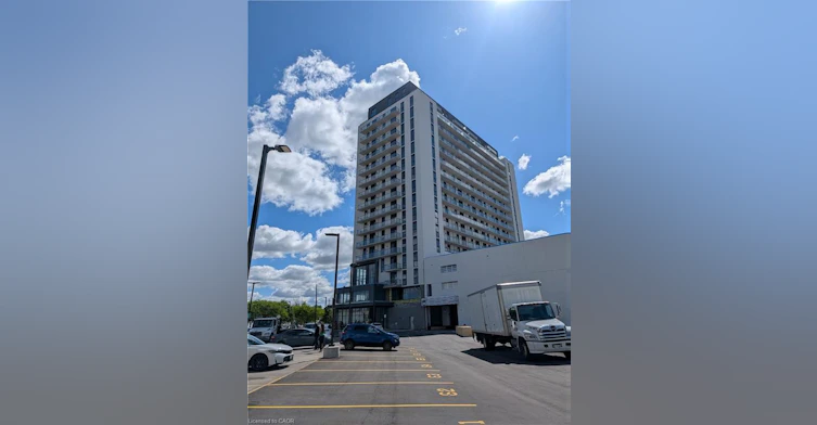 305-33 Erie Avenue, Brantford, ON, N3S 2E7