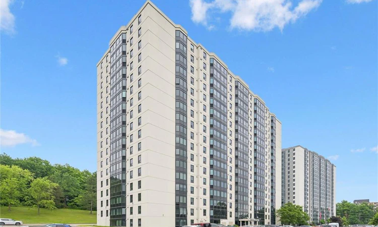 1603-35 Green Valley Drive