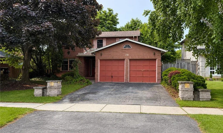 10 Jeanette Avenue