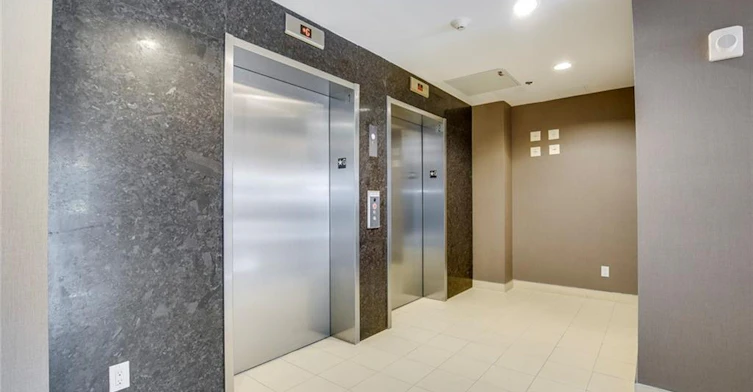 501-5001 Corporate Drive, Burlington, ON, L7L 0H5 - 5