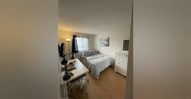 2140 Clipper Crescent, Burlington, ON, L7M 2P8 - 13