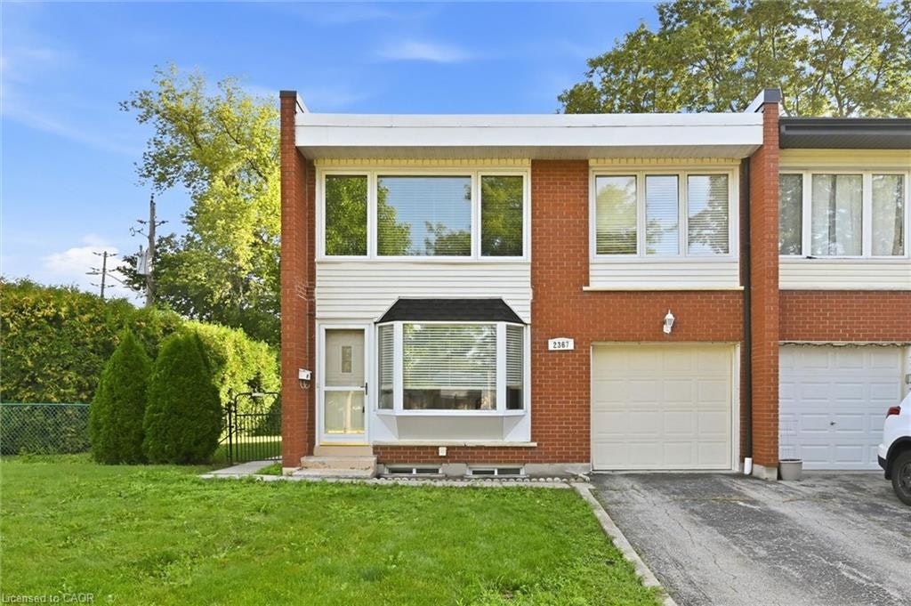2367 Maryvale Court, Burlington, ON, L7P 2P1