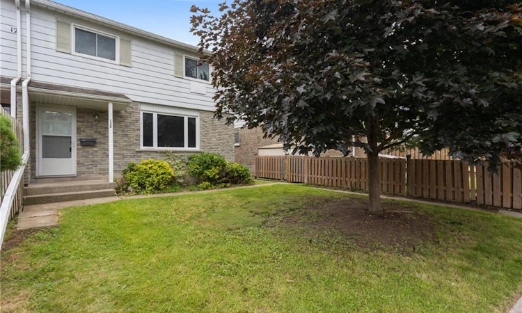 12B-18 Oakhill Drive