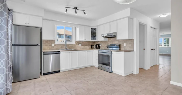 19B-50 Howe Drive, Kitchener, ON, N2E 0A2 - 10