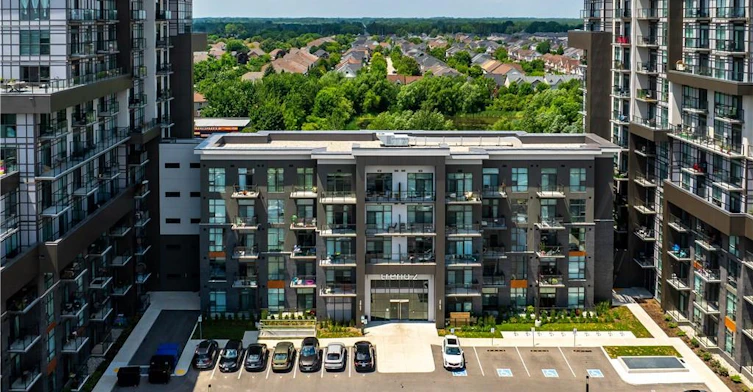 809-460 Dundas Street E, Hamilton, ON, L8B 2A5 - 4