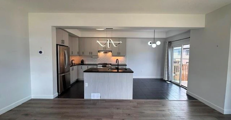 MAIN-85 Bensley Lane, Hamilton, ON, L9C 0E9 - 16