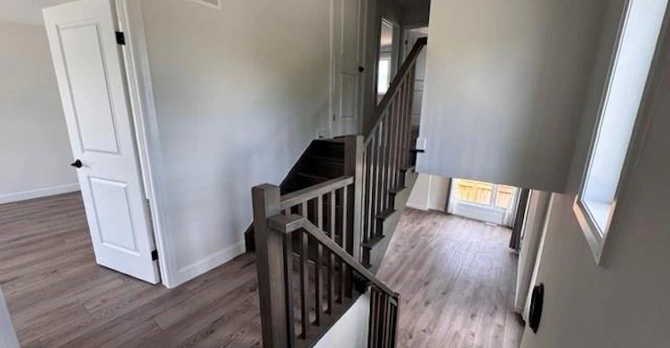 MAIN-85 Bensley Lane, Hamilton, ON, L9C 0E9 - 26