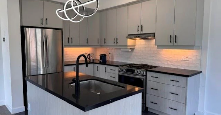 MAIN-85 Bensley Lane, Hamilton, ON, L9C 0E9 - 14