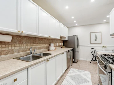 41-6240 Montevideo Road - 5