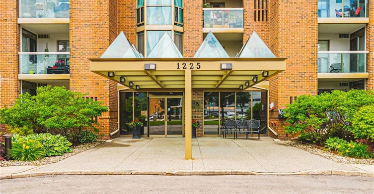 605-1225 North Shore Boulevard E, Burlington, ON, L7S 1Z6 - 3