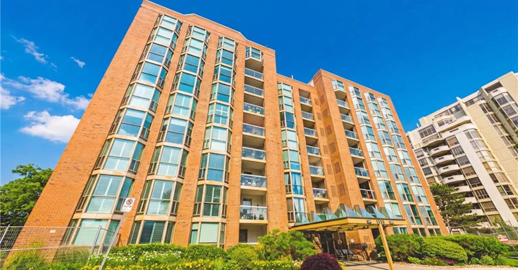 605-1225 North Shore Boulevard E, Burlington, ON, L7S 1Z6 - 2