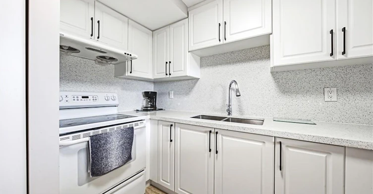 605-1225 North Shore Boulevard E, Burlington, ON, L7S 1Z6 - 11