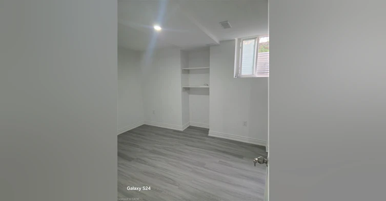 3097 Bentley Drive, Mississauga, ON, L5M 6V9 - 8