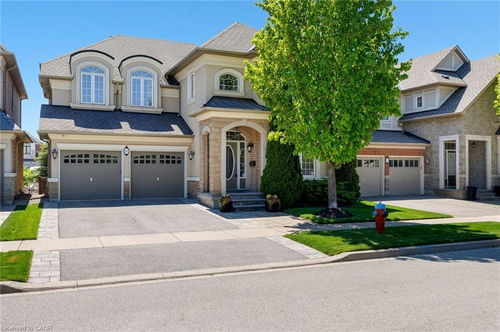 147 Innville Crescent, Oakville, ON, L6L 0B8