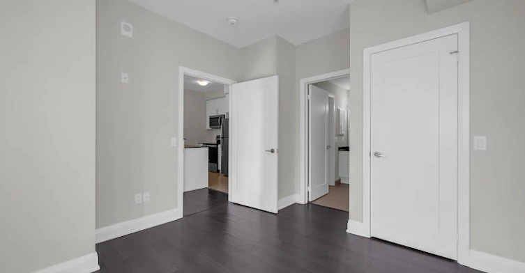 320-16 Concord Place, Grimsby, ON, L3M 4E8 - 7